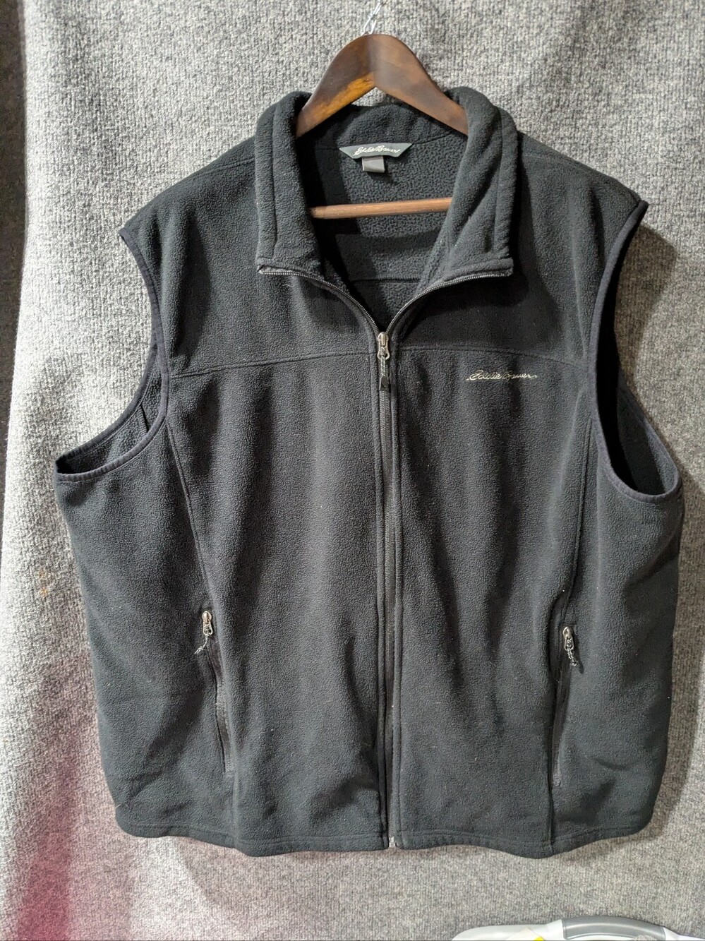 Eddie Bauer Men’s Black Fleece Vest - Full Zip